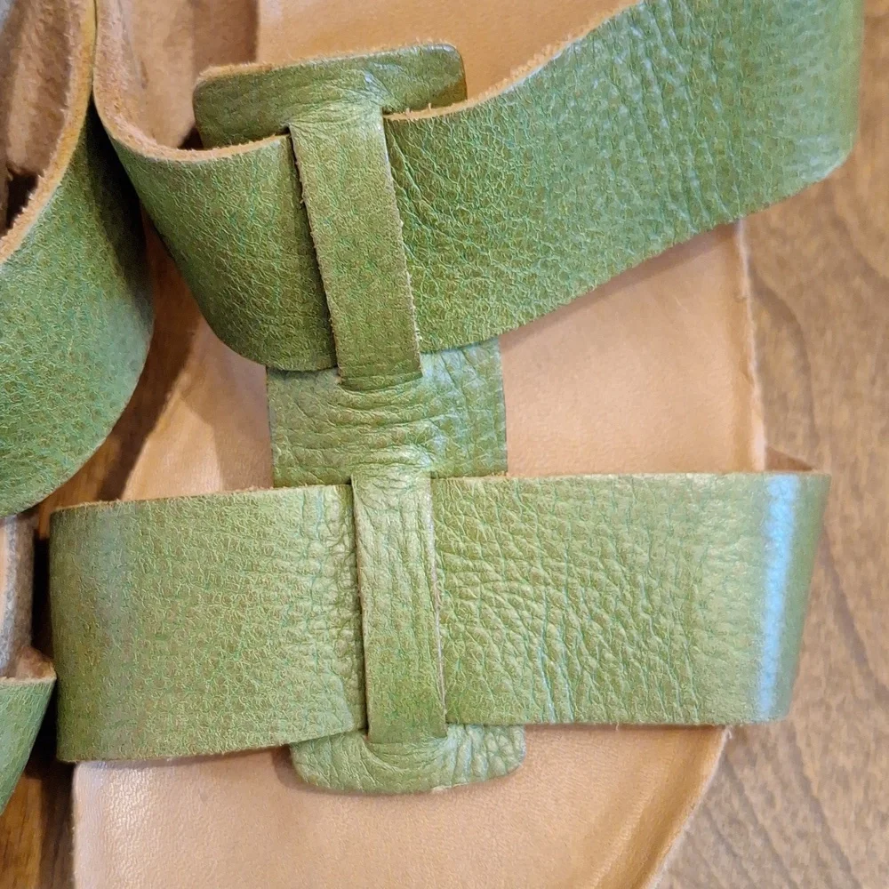 Kork-Ease Green Leather Sandals - Picture 14 of 16